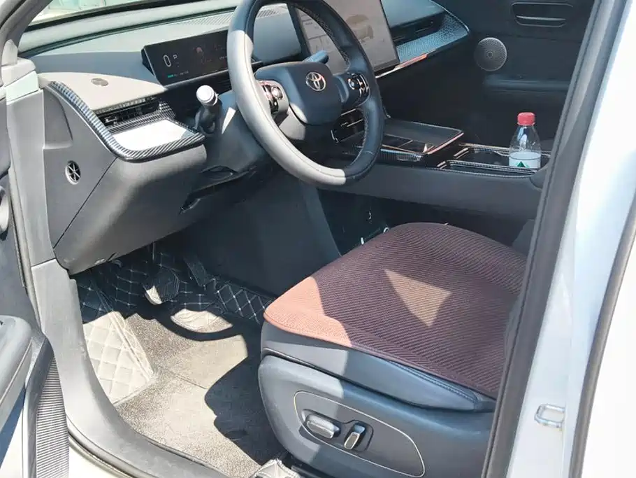 Toyota bZ3X — миниатюра 9