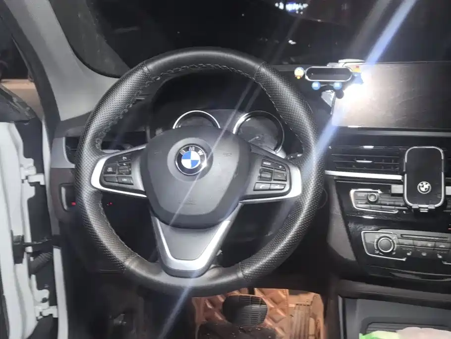 BMW X1 — миниатюра 15