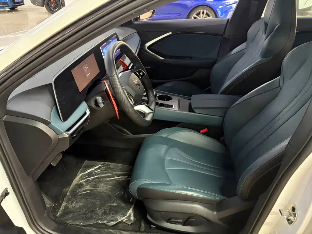 MG 7 2023 1.5T DCT Luxury