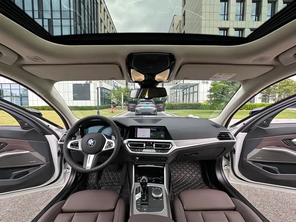 BMW 3 Series — миниатюра 18