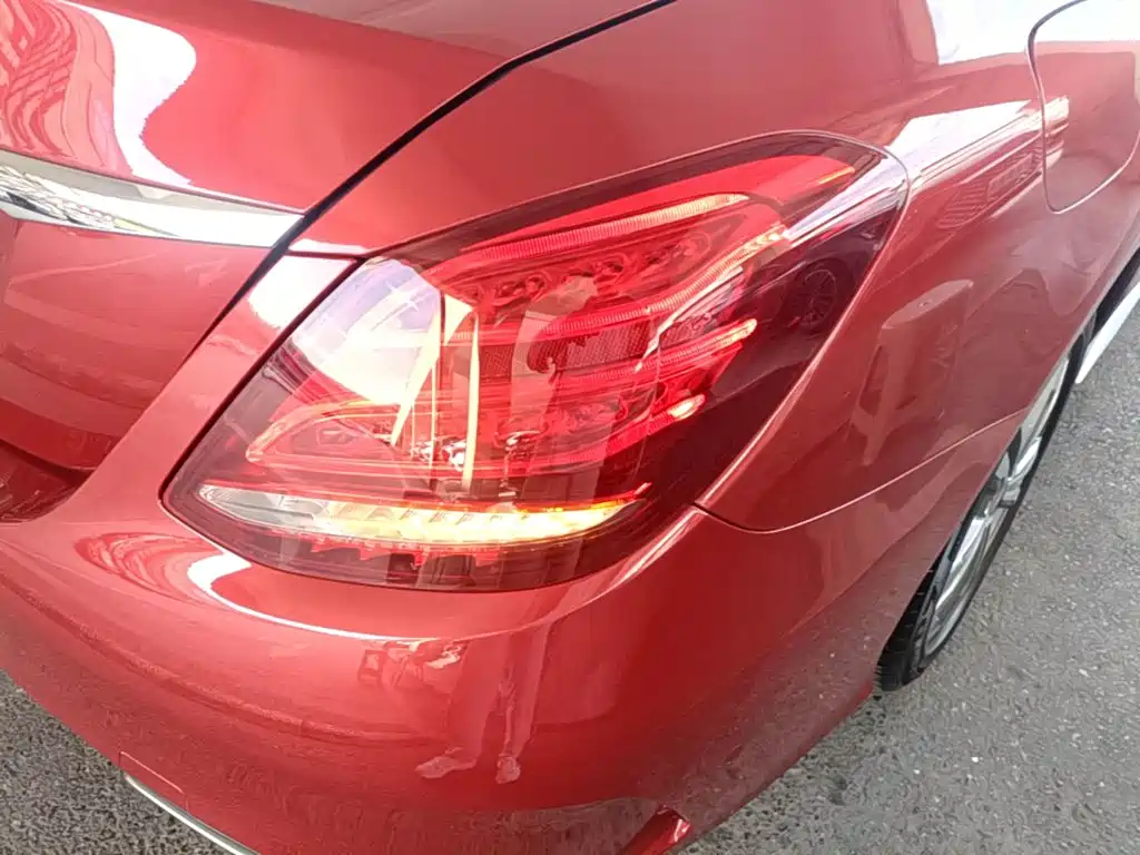 Mercedes-Benz C-Class — миниатюра 8
