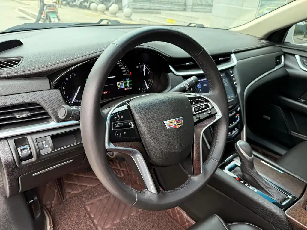 Cadillac XTS — миниатюра 8
