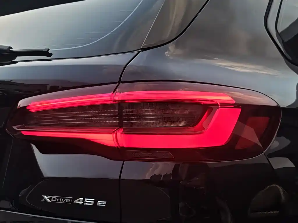 BMW X5 New Energy (Import) — миниатюра 13