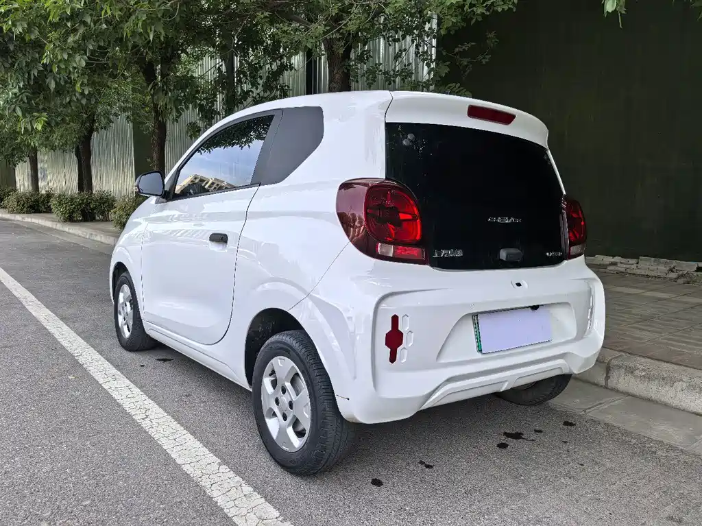 Roewe Clever — миниатюра 7