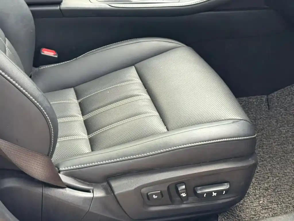 Lexus ES — миниатюра 5