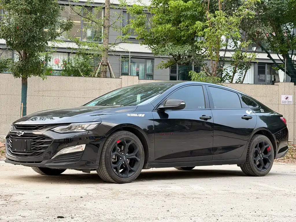 Купить Chevrolet Malibu XL