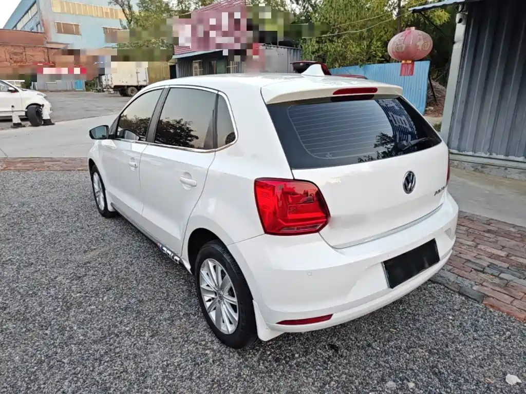 Volkswagen Polo — миниатюра 5