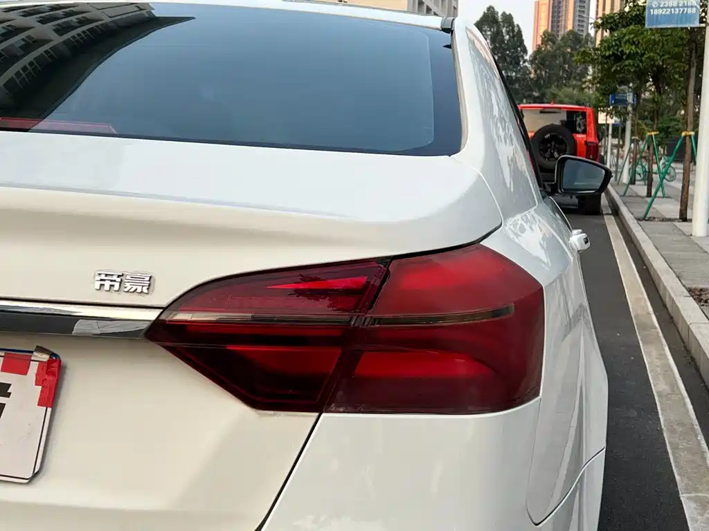 Geely Emgrand — миниатюра 28