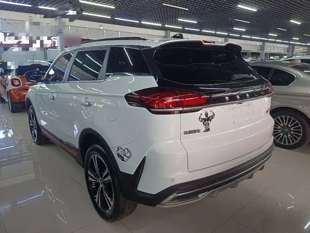 Geely Boyue — миниатюра 5