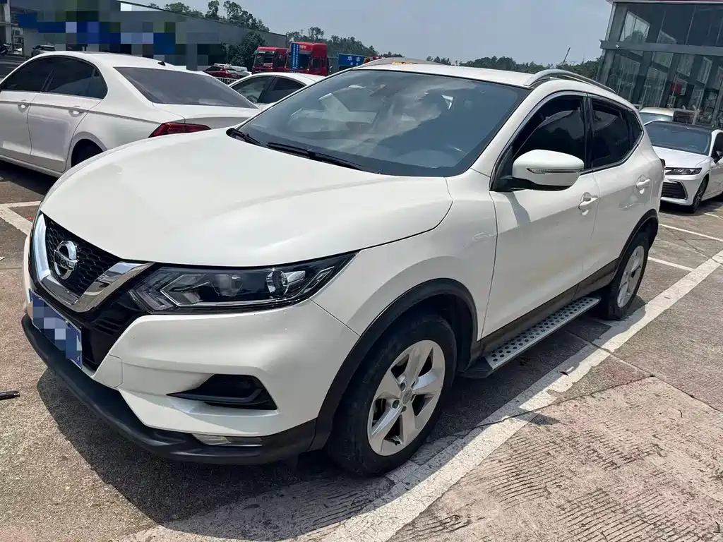 Купить Nissan Qashqai
