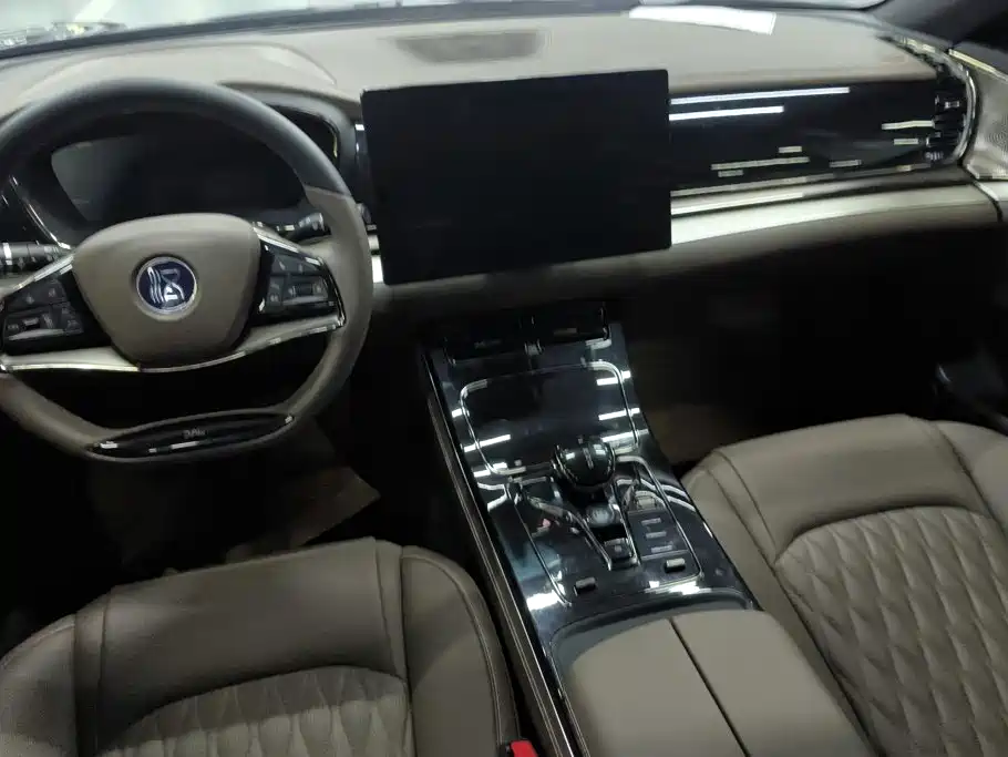 BYD Han — миниатюра 12