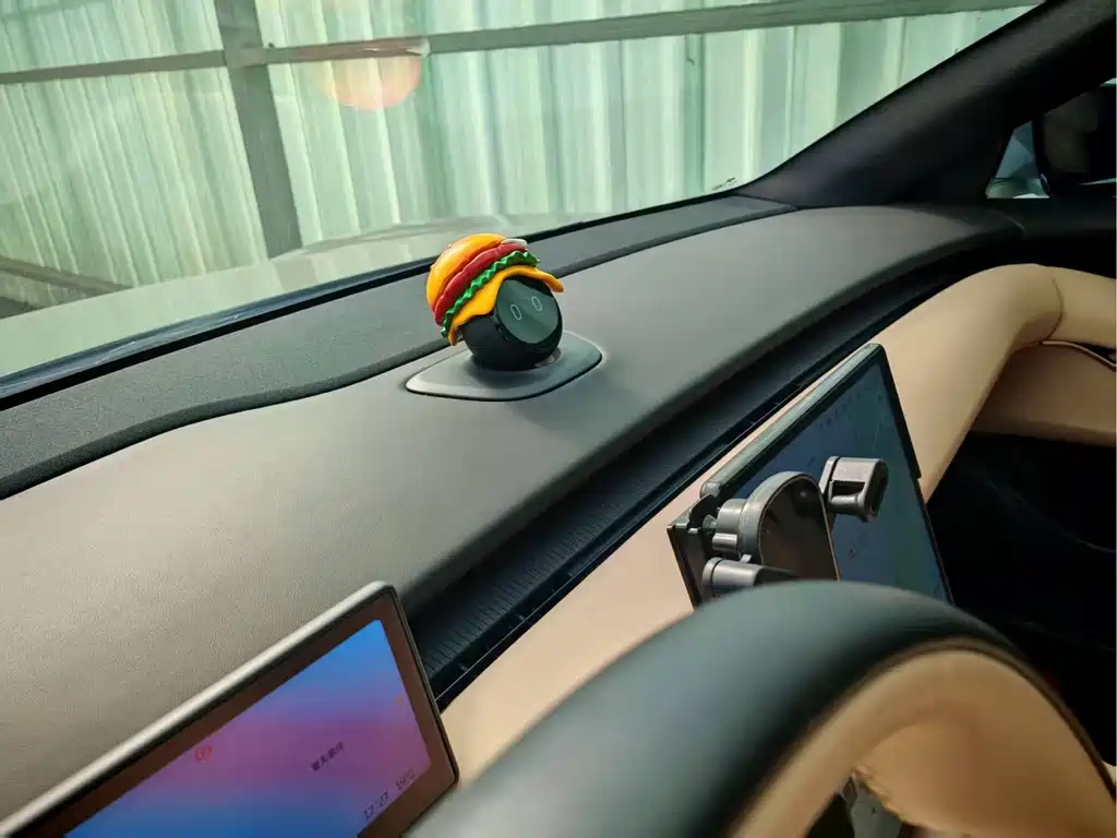 NIO ET5T — миниатюра 12