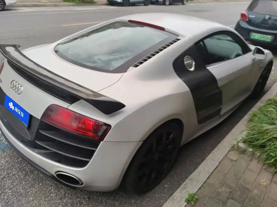 Audi R8 — миниатюра 3