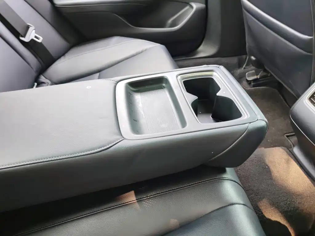 Honda Accord — миниатюра 17