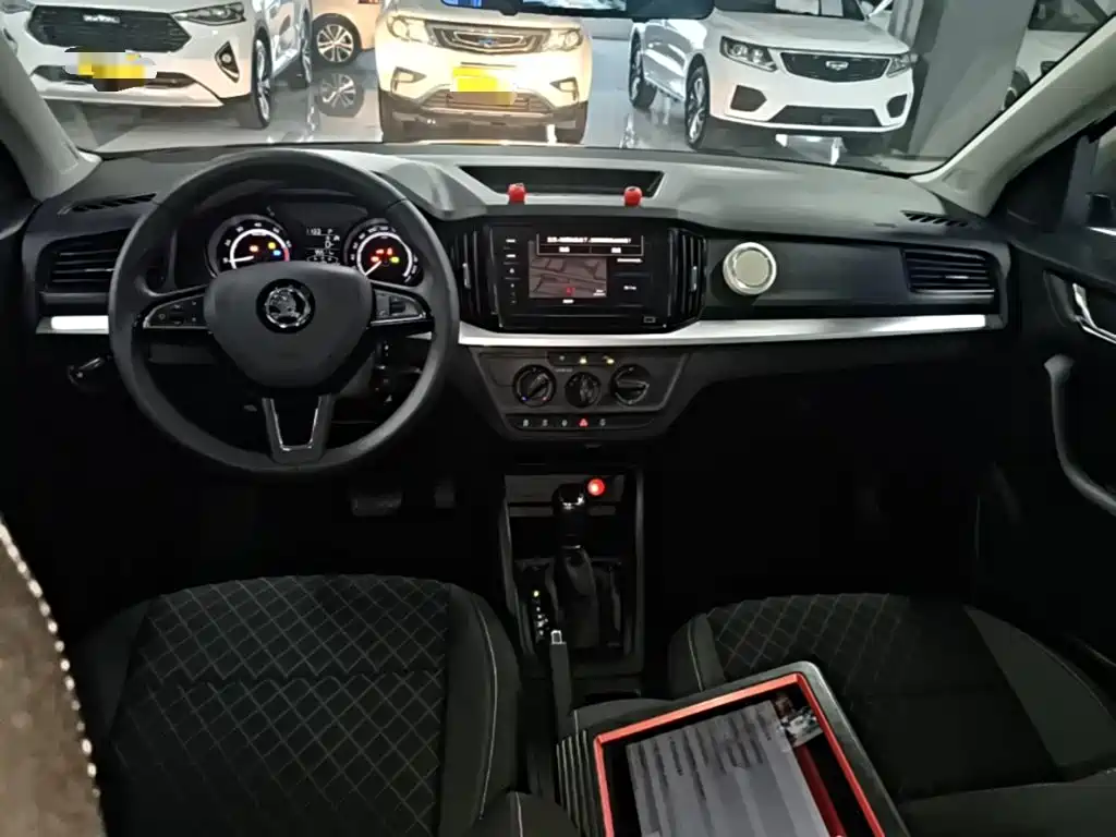 Skoda Kamiq — миниатюра 10