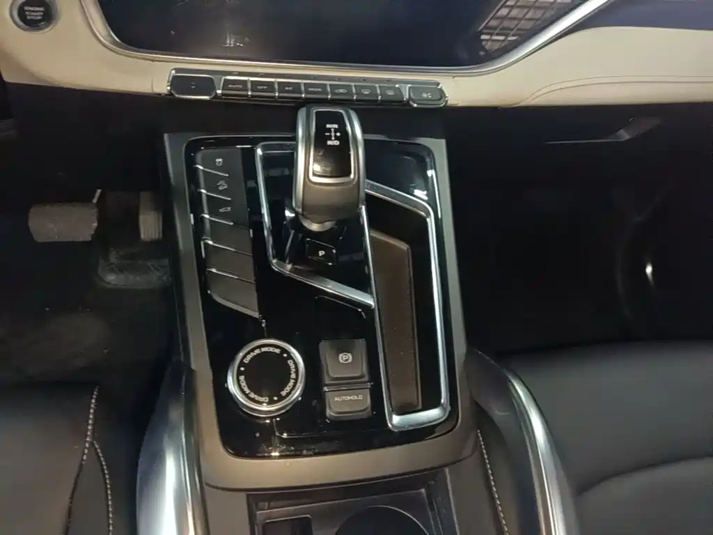 Geely Boyue — миниатюра 14