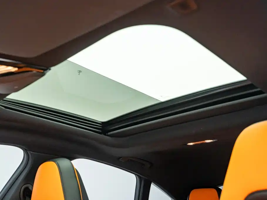 BMW i4 — миниатюра 23