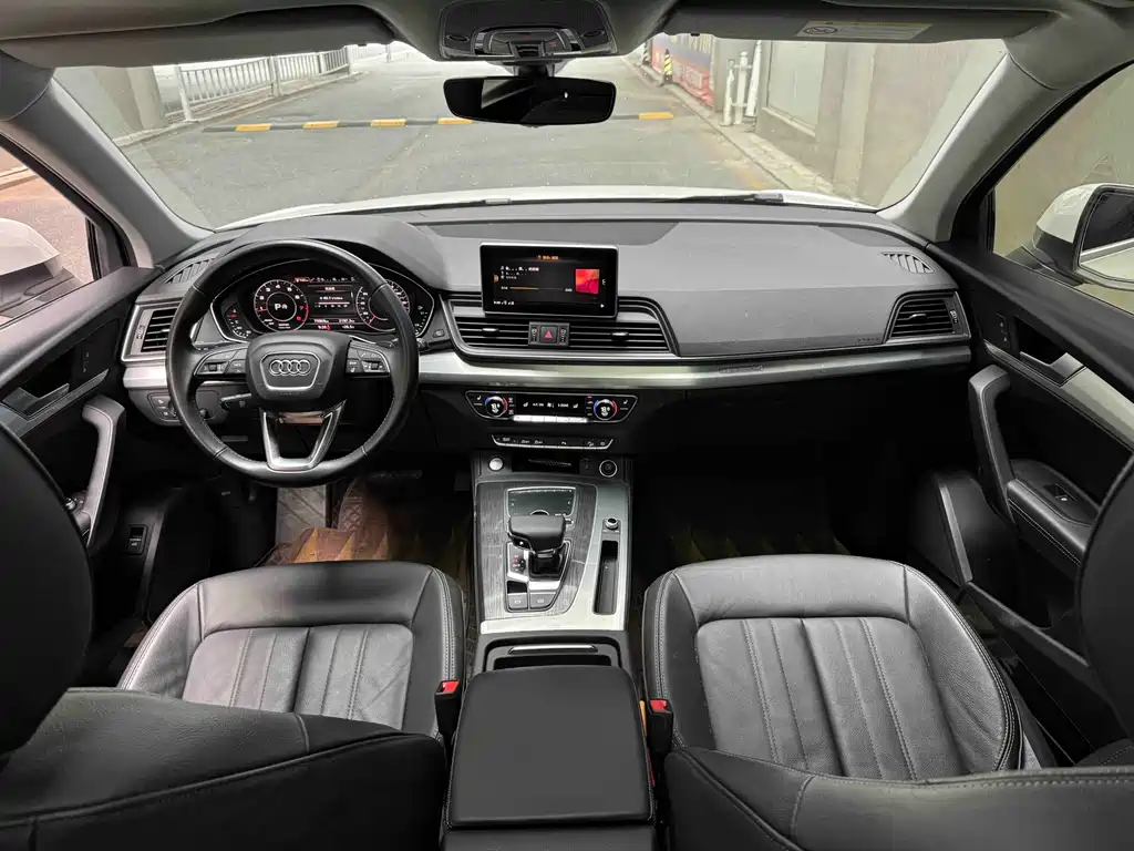 Audi Q5L — миниатюра 13