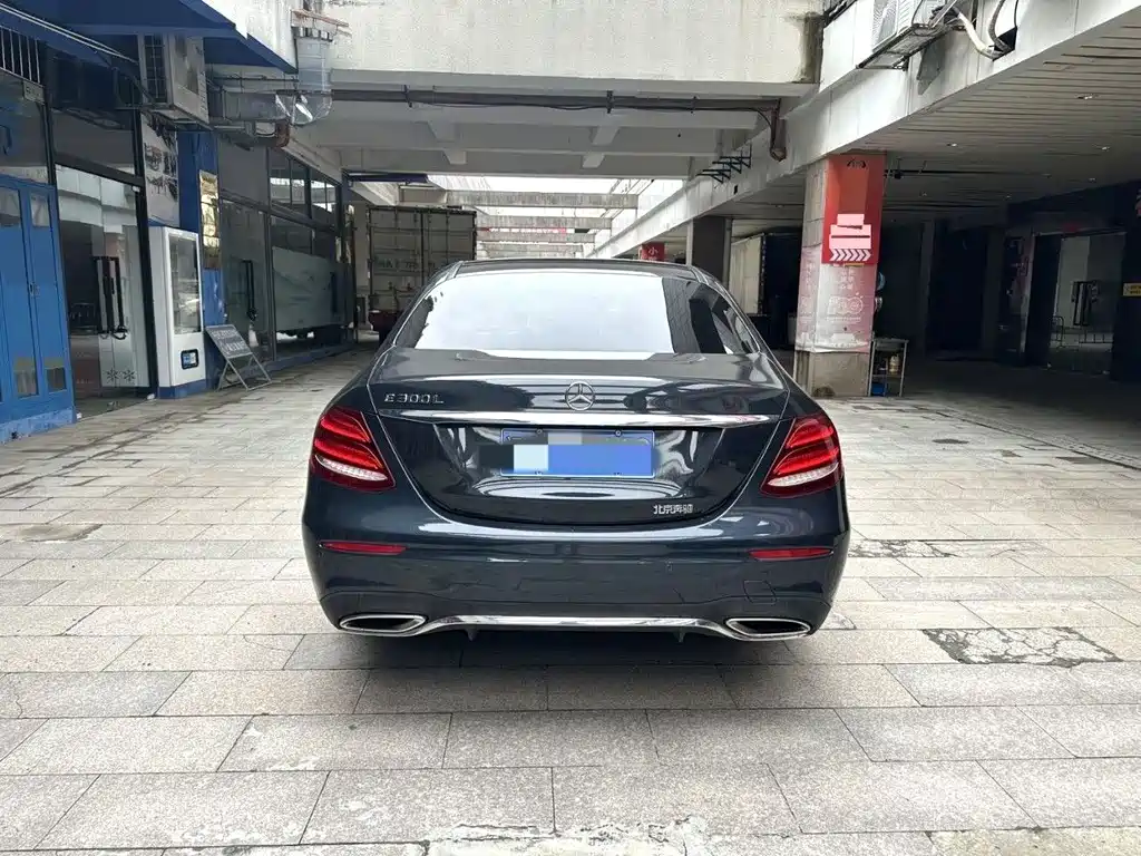 Mercedes-Benz E-Class E 2017 E 300 L Sport Fashion