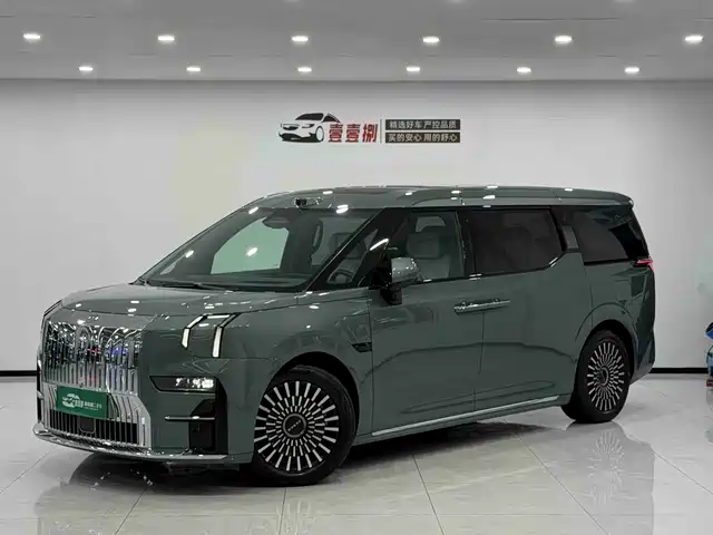2025 Zeekr 009