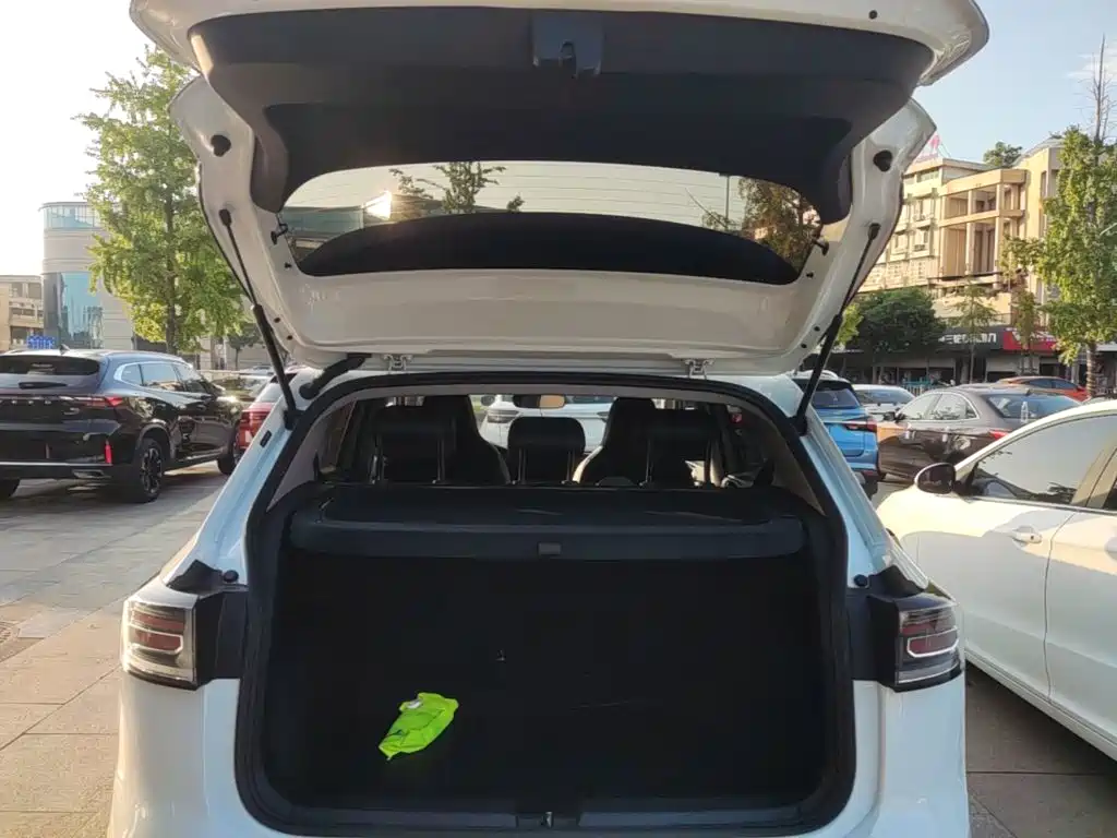 Volkswagen Tharu — миниатюра 19