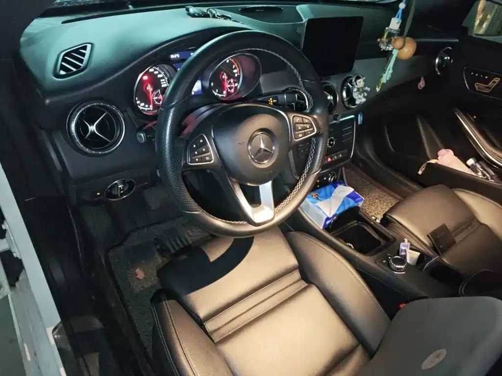 Mercedes-Benz CLA (Import) — миниатюра 13