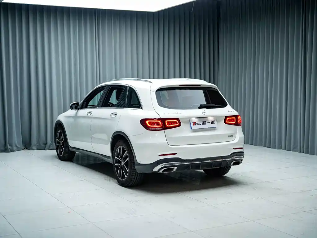 Mercedes-Benz GLC — миниатюра 10