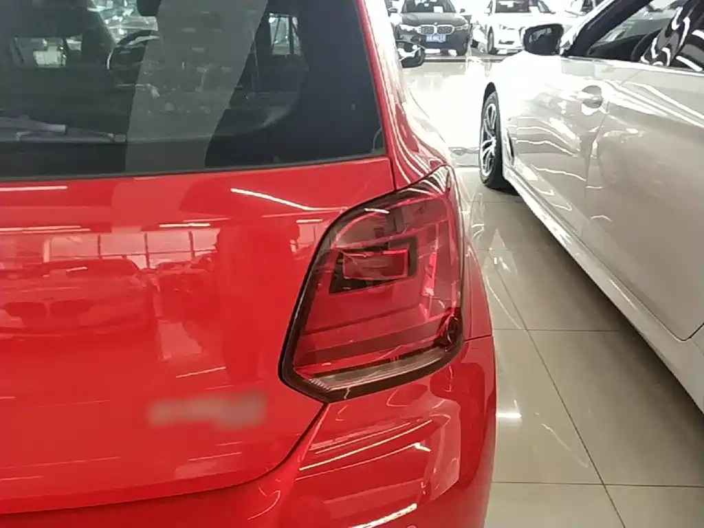 Volkswagen Polo — миниатюра 8