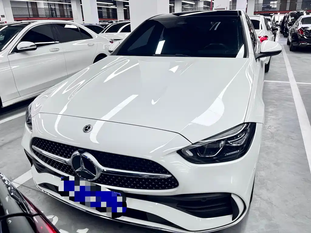 Mercedes-Benz C-Class — миниатюра 2