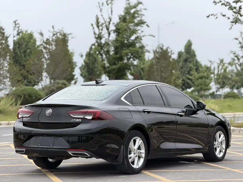 Buick Regal — миниатюра 4