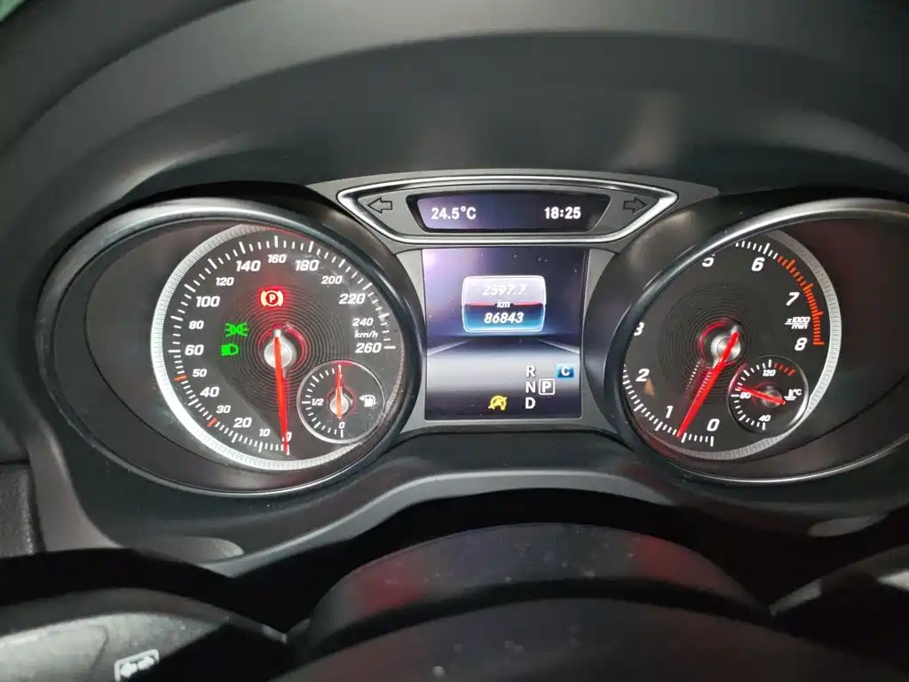 Mercedes-Benz CLA (Import) — миниатюра 5