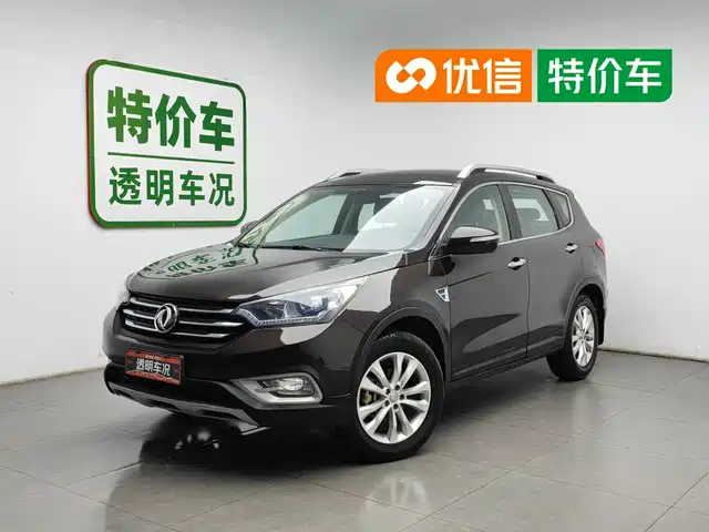 Dongfeng AX 7 2015 2.0 L AT — фото 1