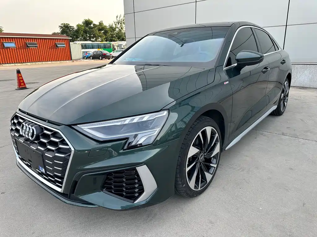 Купить Audi A3