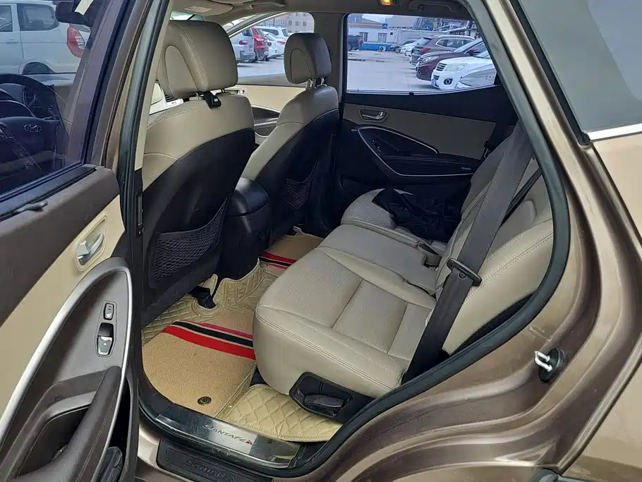 Hyundai Santa Fe — миниатюра 11