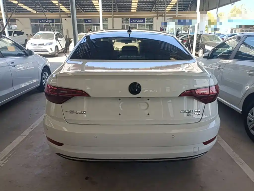 Volkswagen Sagitar — миниатюра 6