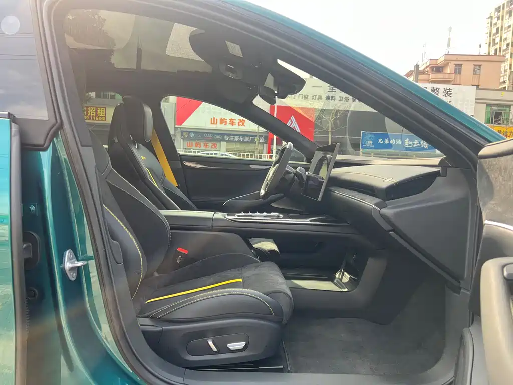 XIAOMI CAR XIAOMI SU7 ULTRA