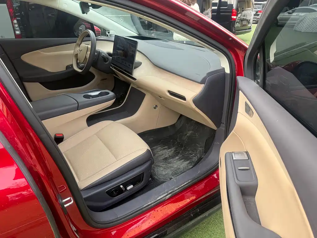 Hongqi HONGQI TIANGONG 05