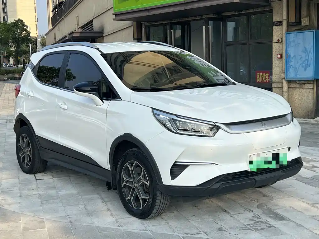 BYD Yuan Pro — миниатюра 2