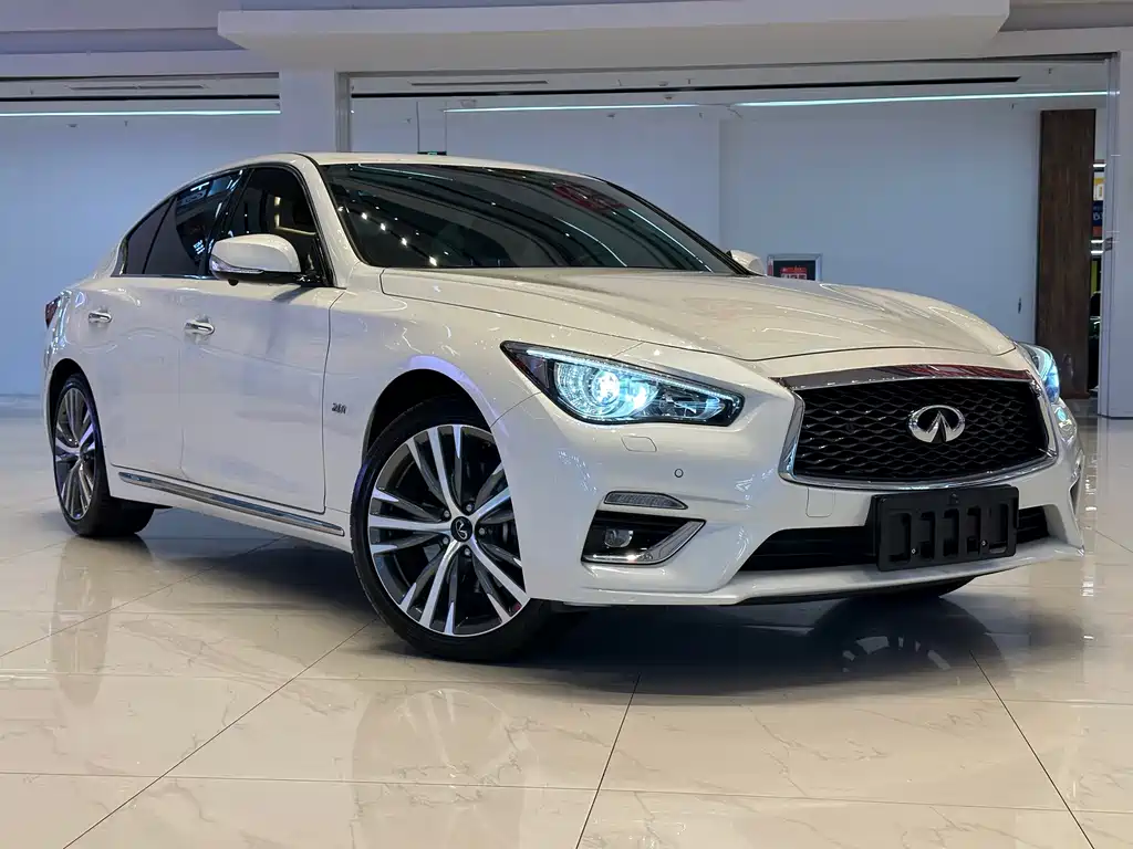 Infiniti Q50L — миниатюра 3