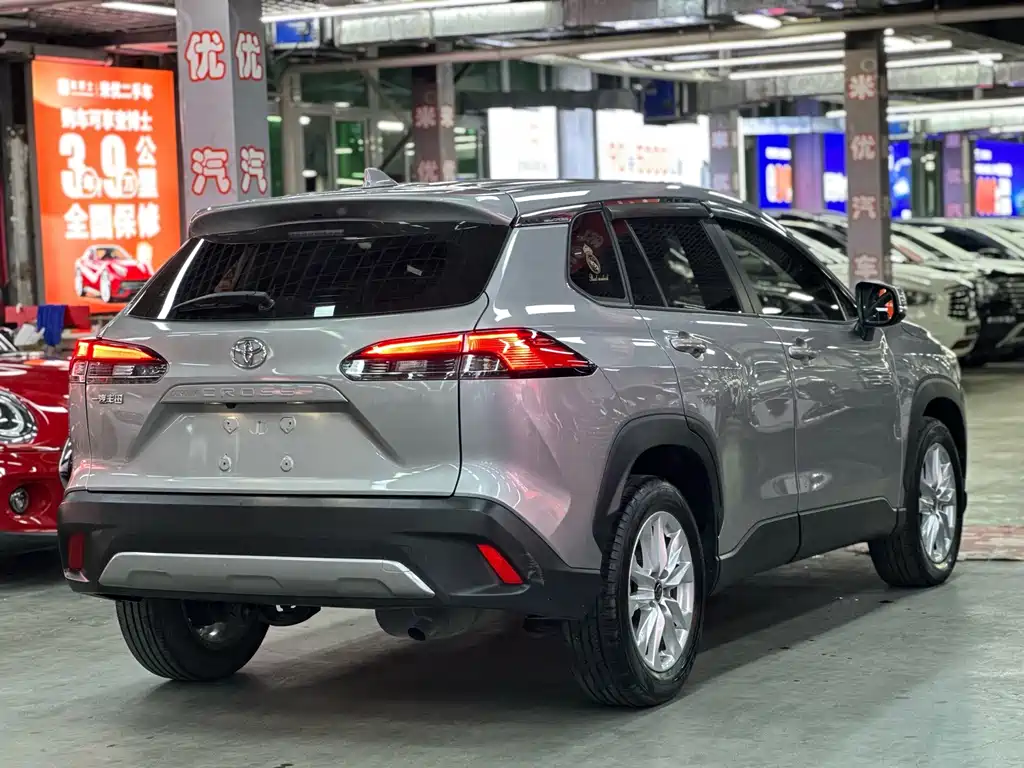 Toyota Corolla Cross — миниатюра 7