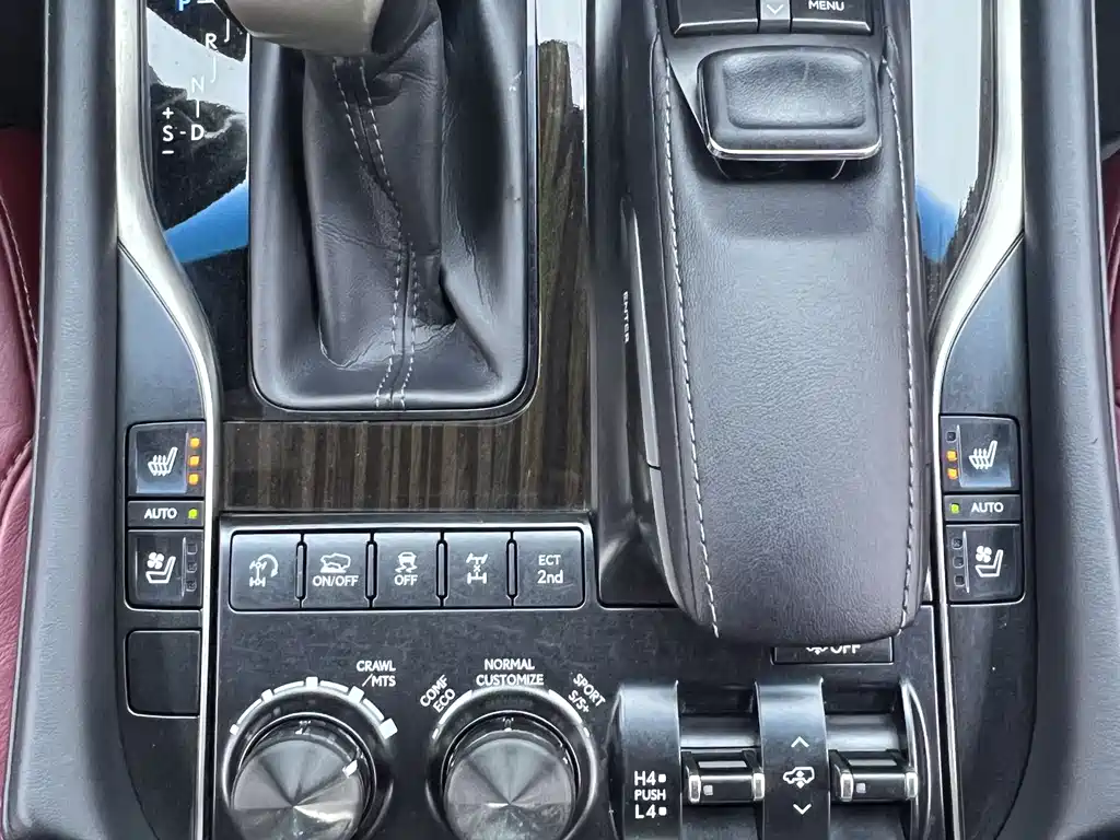 Lexus LX 2019 570