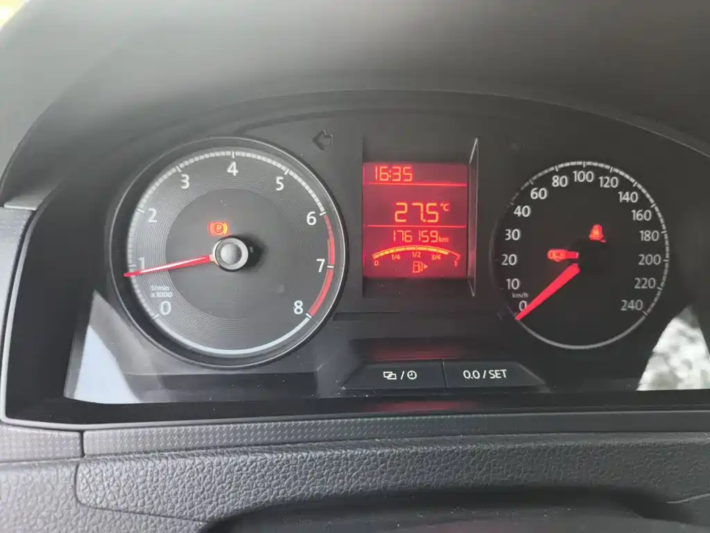 Volkswagen Santana — миниатюра 5