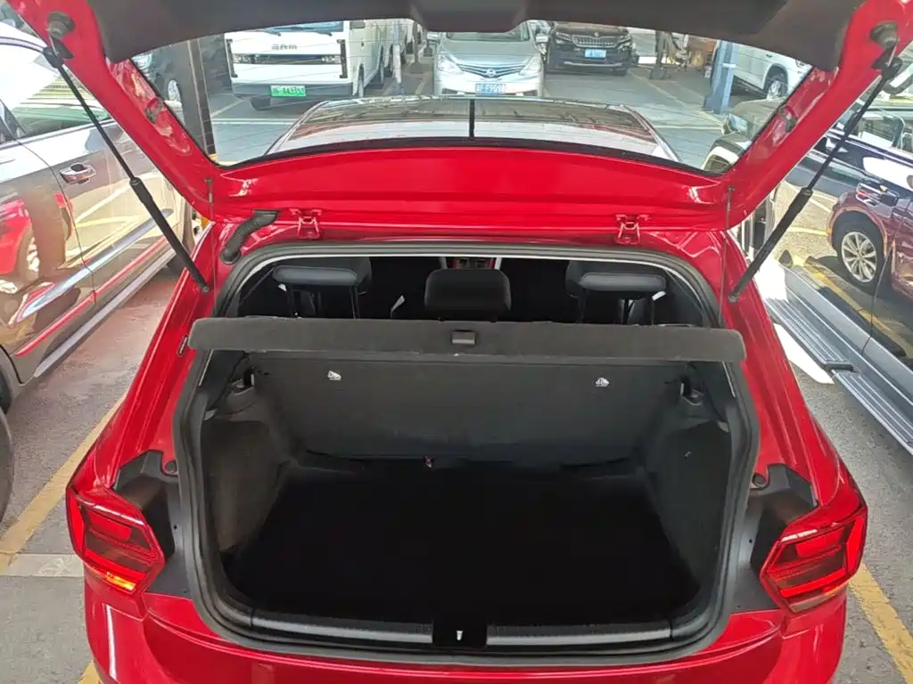 Volkswagen Polo — миниатюра 19