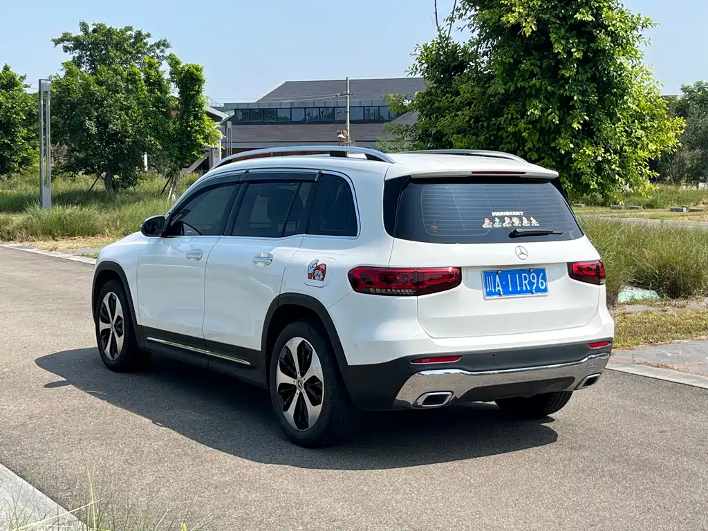 Mercedes-Benz GLB — миниатюра 3