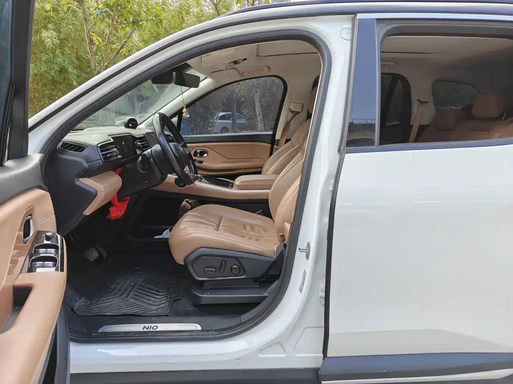 NIO NIO ES8