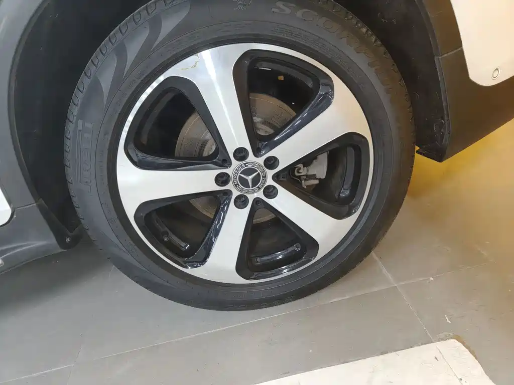 Mercedes-Benz GLC — миниатюра 10