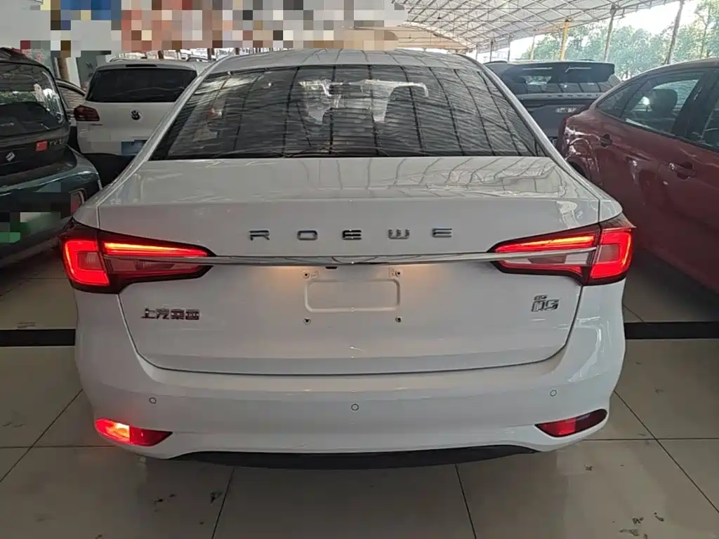 Roewe i5 — миниатюра 6