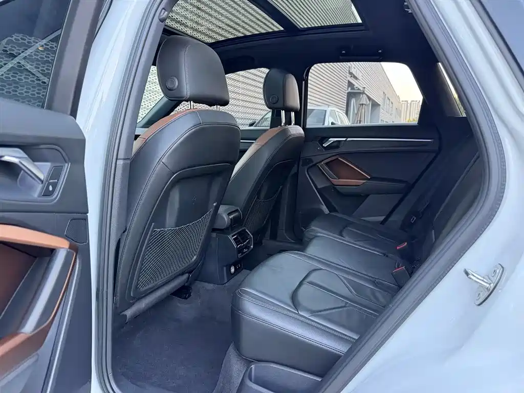 Audi Q3 — миниатюра 24