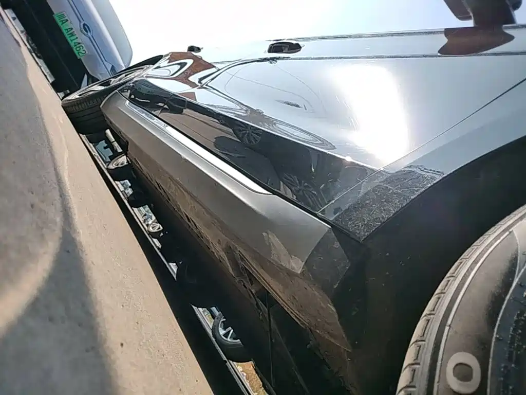 Hongqi Hongqi E-QM5 — миниатюра 21