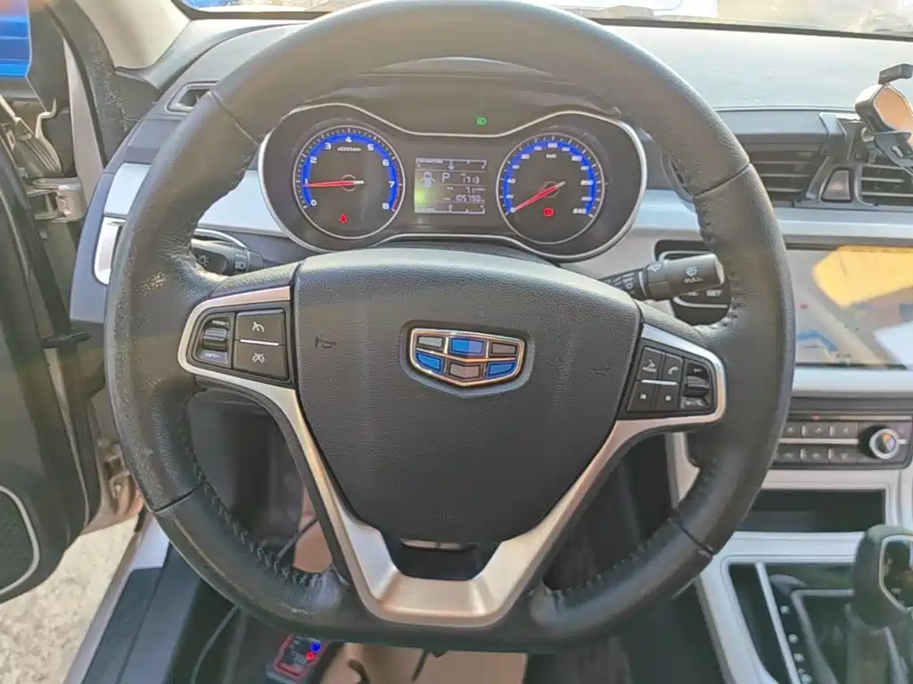 Geely Vision — миниатюра 11